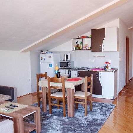 Apartmani Petar ติวัต ภายนอก รูปภาพ