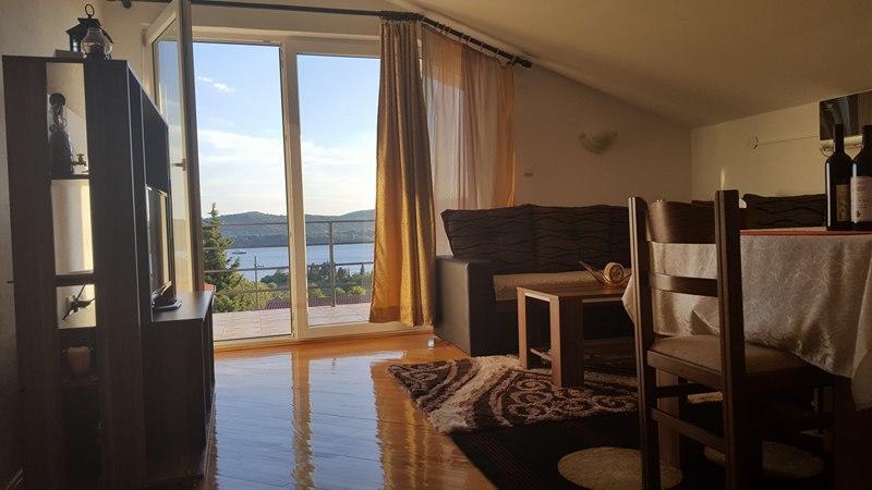 Apartmani Petar ติวัต ภายนอก รูปภาพ